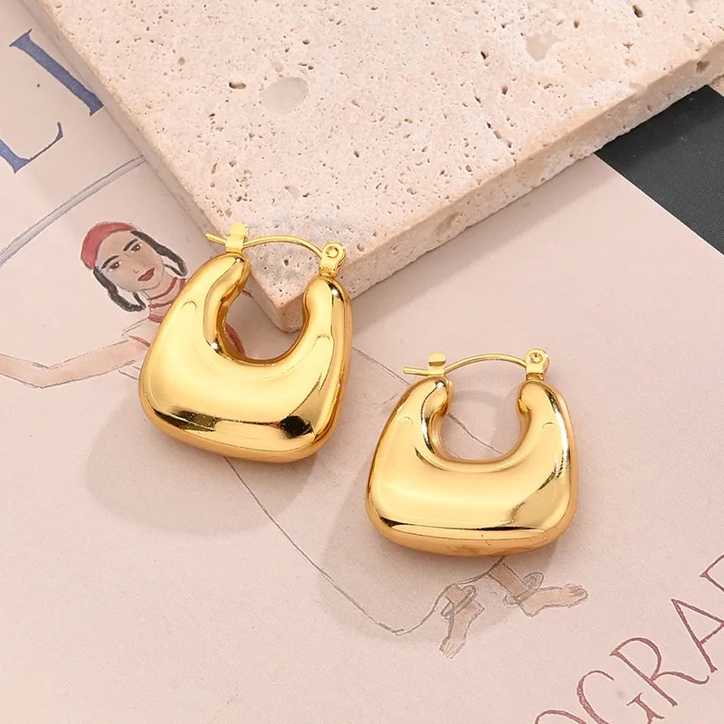 U-Shaped Hoops