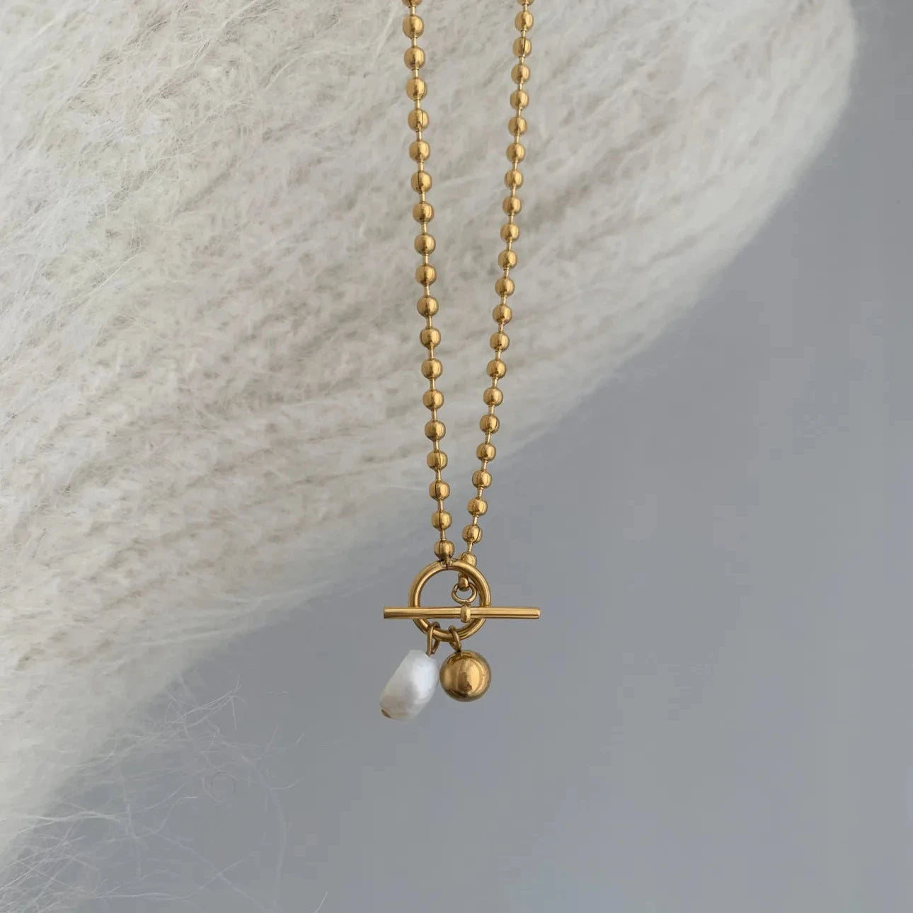Pearl Orbit Necklace