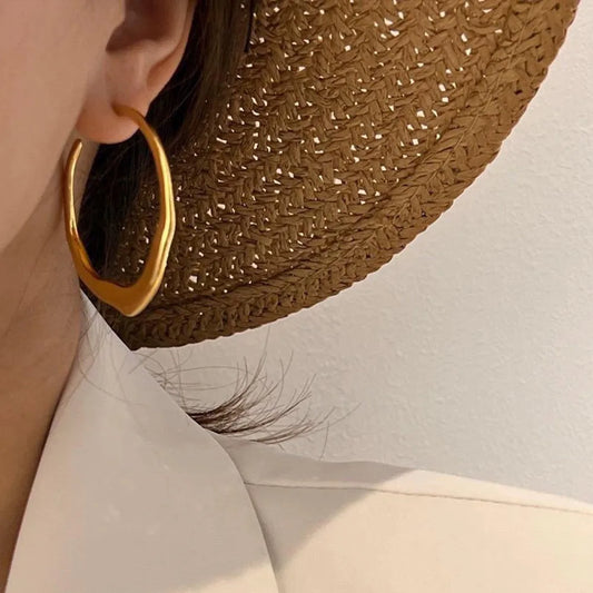 Modern Melt Hoops