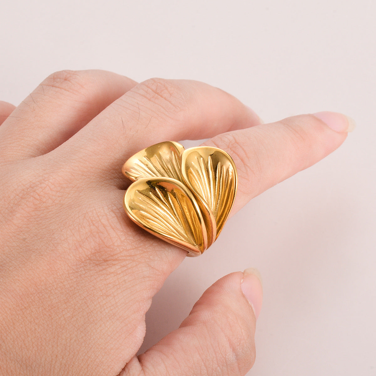 Flower Leaves Ring